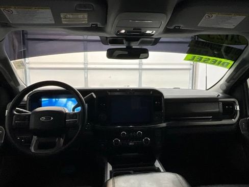 Used 2025 Ford F350 Lariat w/ Lariat Ultimate Package AWD/4WD image 4