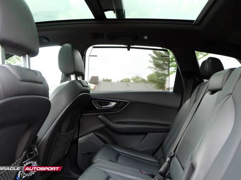 Used 2018 Audi Q7 3.0T Prestige AWD/4WD image 25
