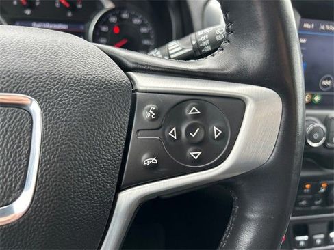 Used 2021 GMC Terrain SLT image 23