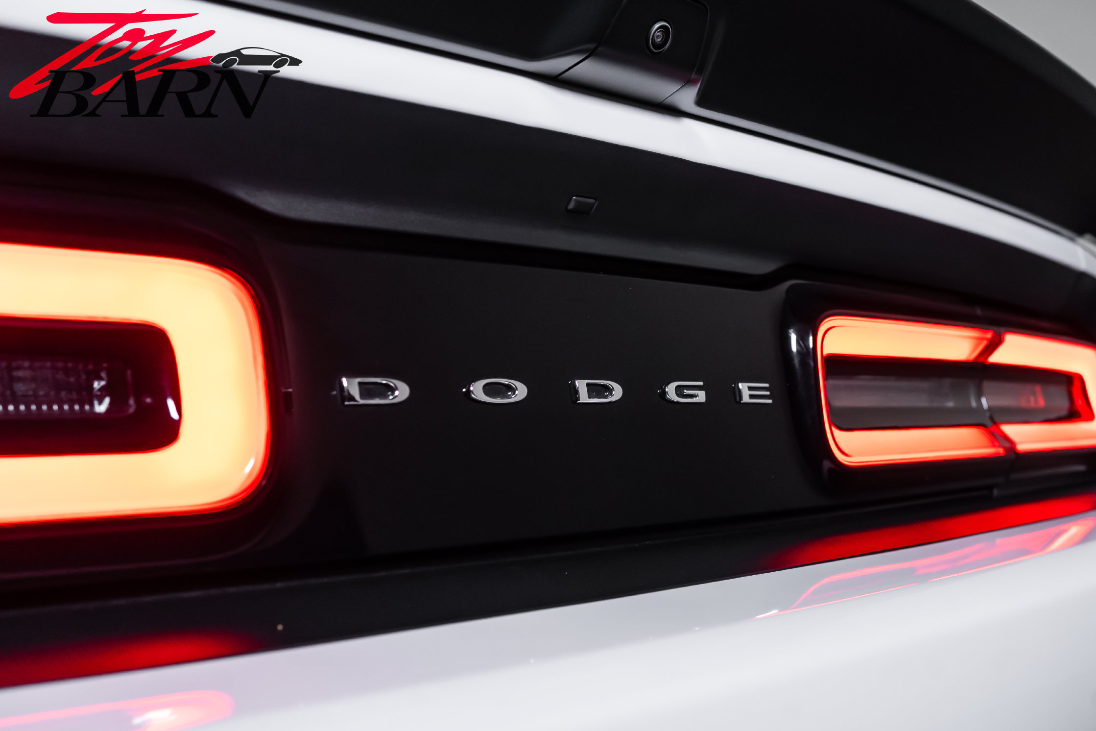 Used 2022 Dodge Challenger SRT Hellcat RWD image 10