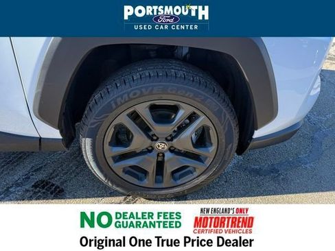 Used 2024 Toyota RAV4 Adventure image 32
