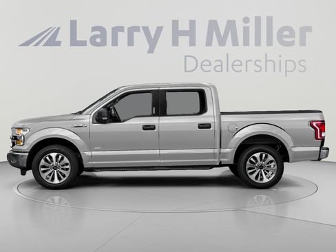 Used 2017 Ford F150 XLT AWD/4WD image 5