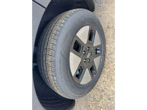 New 2026 Hyundai Santa Fe SE image 21