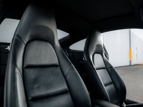 Used 2014 Porsche 911 Carrera image 23