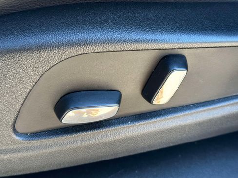 Used 2021 Cadillac XT5 Luxury image 23