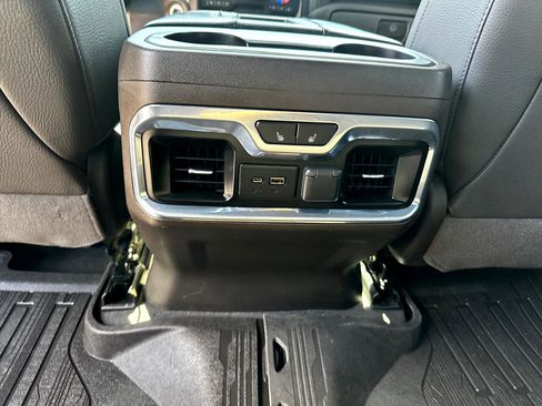 Used 2020 GMC Sierra 2500 Denali w/ Denali Ultimate Package image 24