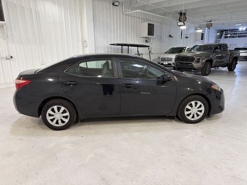 Used 2019 Toyota Corolla L image 6