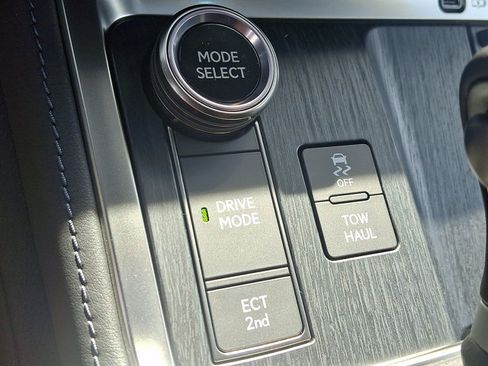New 2026 Lexus GX 550 AWD/4WD image 15