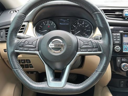 Used 2017 Nissan Rogue SL w/ SL Premium Package AWD/4WD image 14