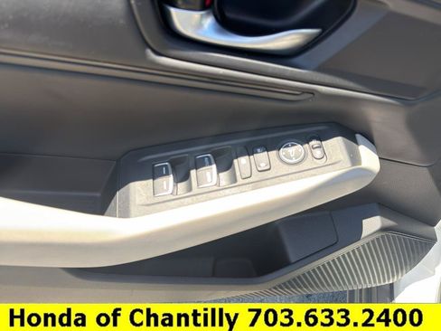Certified 2025 Honda Accord SE image 20