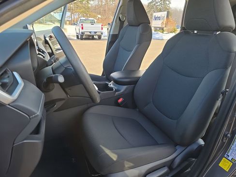 Certified 2025 Toyota RAV4 LE image 16