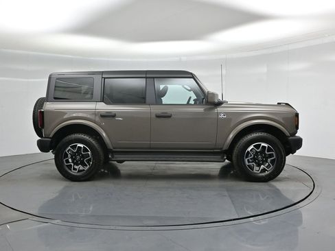 New 2026 Ford Bronco Outer Banks AWD/4WD image 25