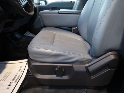 Used 2015 Ford F450 XL w/ Power Equipment Group image 6