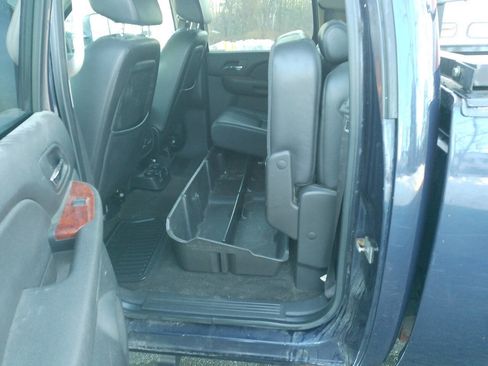 Used 2009 Chevrolet Silverado 2500 LTZ w/ Suspension Package, Off-Road image 25