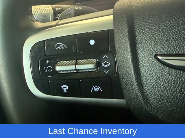 Used 2025 Genesis GV80 3.5T Advanced AWD/4WD image 11