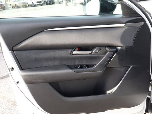 Used 2025 MAZDA CX-50 AWD 2.5 S w/ Preferred Package image 13