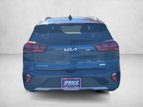 Used 2022 Kia Niro LX image 6