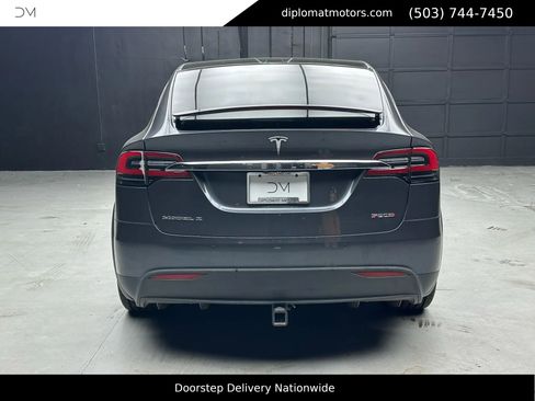 Used 2016 Tesla Model X Performance image 6