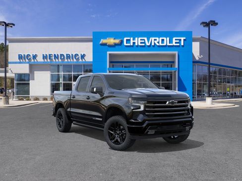 New 2026 Chevrolet Silverado 1500 High Country w/ Midnight Edition AWD/4WD image 2