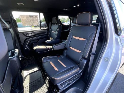 Used 2024 GMC Yukon AT4 AWD/4WD image 24