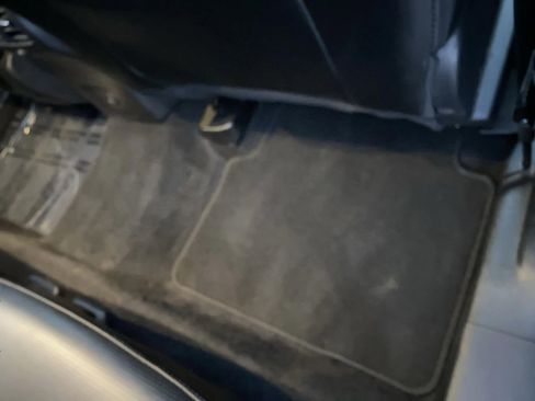 Certified 2025 Ford Escape Platinum image 42