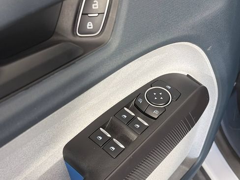 Used 2025 Ford Maverick XLT w/ Equipment Group 302A AWD/4WD image 25
