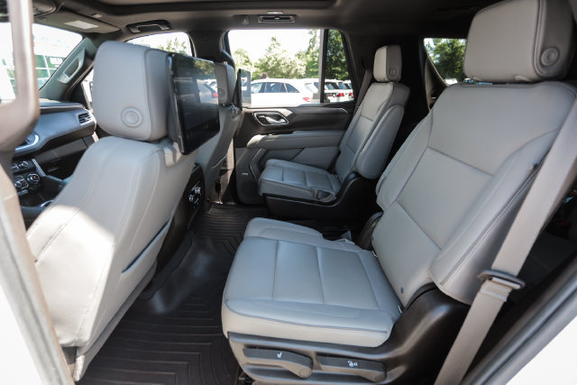 Used 2021 GMC Yukon SLT w/ SLT Premium Package AWD/4WD image 49
