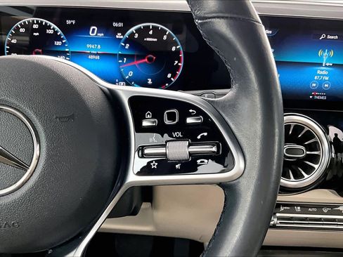 Certified 2022 Mercedes-Benz GLB 250 image 25