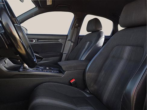 Used 2022 Honda Civic Sport image 10