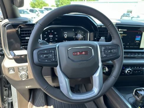 New 2026 GMC Sierra 1500 SLT w/ SLT Premium Plus Package AWD/4WD image 13
