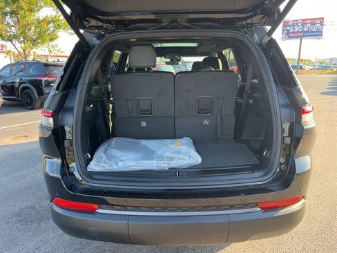 New 2026 Jeep Grand Cherokee L Limited AWD/4WD image 21