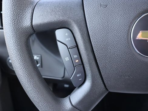 New 2025 Chevrolet Express 2500 w/ Driver Convenience Package image 9