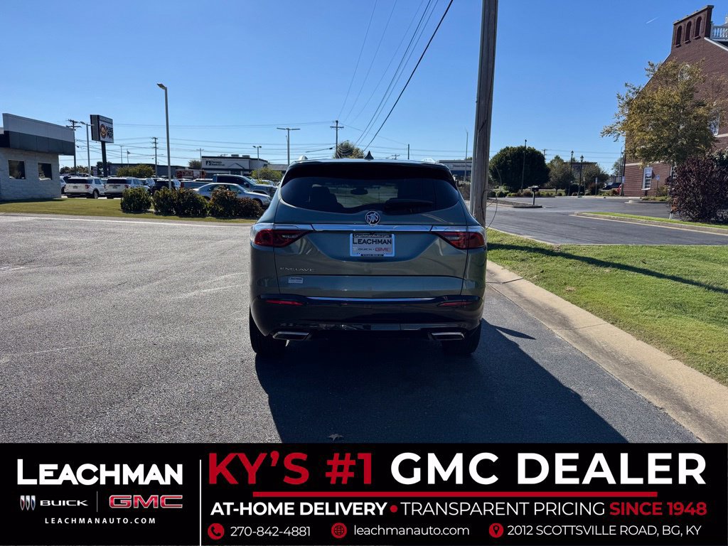 Used 2024 Buick Enclave Essence w/ Experience Buick Package FWD image 4