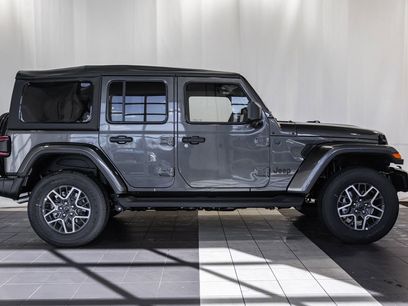 New 2026 Jeep Wrangler Unlimited Sahara w/ Safety Group