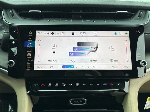 New 2026 Jeep Grand Cherokee Limited AWD/4WD image 37