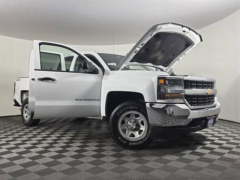 Used 2017 Chevrolet Silverado 1500 W/T w/ WT Convenience Package AWD/4WD image 43