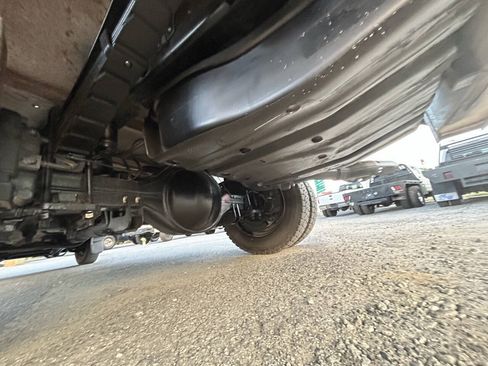 Used 2012 Ford F550 4x4 SuperCab Super Duty w/ XL Value Pkg image 33