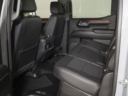 Used 2024 GMC Sierra 1500 Denali w/ Denali Reserve Package AWD/4WD image 13