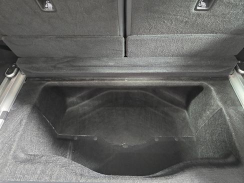 Used 2024 Rivian R1S Adventure AWD/4WD image 26