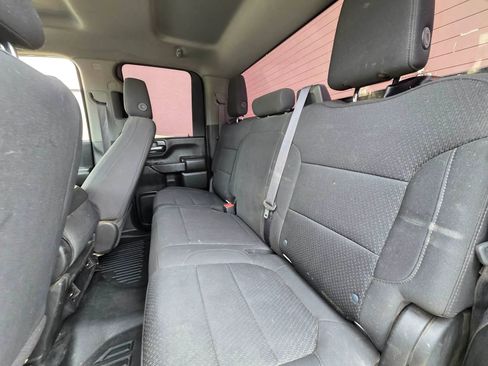 Used 2021 Chevrolet Silverado 2500 W/T w/ WT Convenience Package image 11