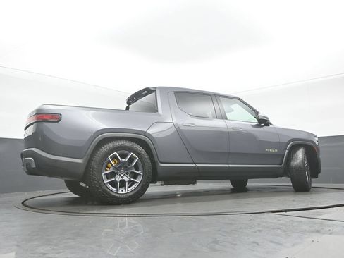 Used 2024 Rivian R1T Adventure AWD/4WD image 32