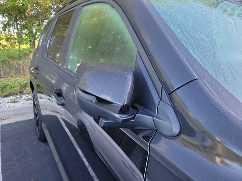 Used 2025 Honda Pilot Black Edition image 10