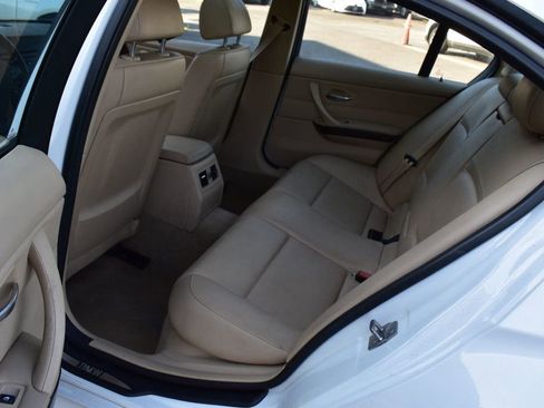 Used 2011 BMW 328i Sedan w/ Premium Pkg image 20