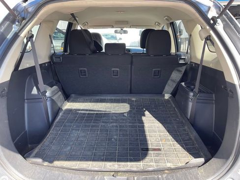 Used 2016 Mitsubishi Outlander SE image 12