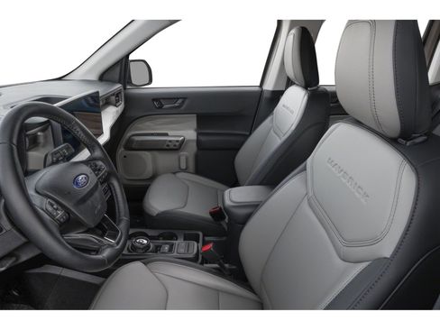 Used 2025 Ford Maverick Lariat w/ 4K Tow Package AWD/4WD image 6