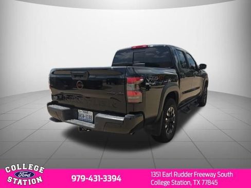 Used 2023 Nissan Frontier PRO-4X w/ Technology Package AWD/4WD image 4