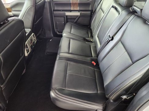 Used 2020 Ford F150 Lariat w/ Equipment Group 502A Luxury AWD/4WD image 14