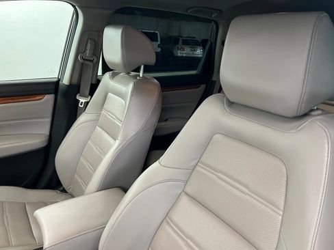 Used 2017 Honda CR-V Touring image 16