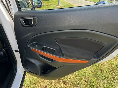 Used 2021 Ford EcoSport SE w/ SE Appearance Package image 17