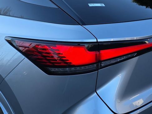 Used 2023 Lexus RX 500h 500h F SPORT Performance image 35